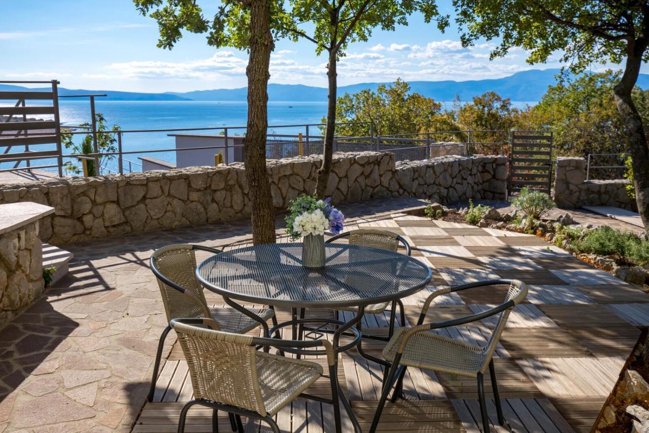 Luxury Villa Ostro With Pool & Krk Bridge View 클랄제비카 외부 사진