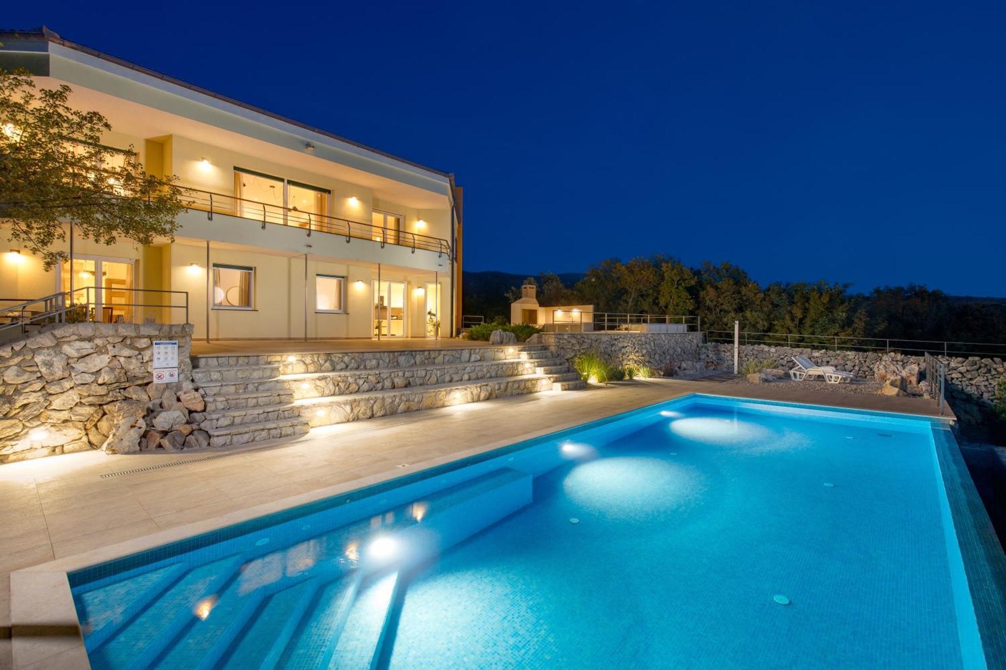 Luxury Villa Ostro With Pool & Krk Bridge View 클랄제비카 외부 사진