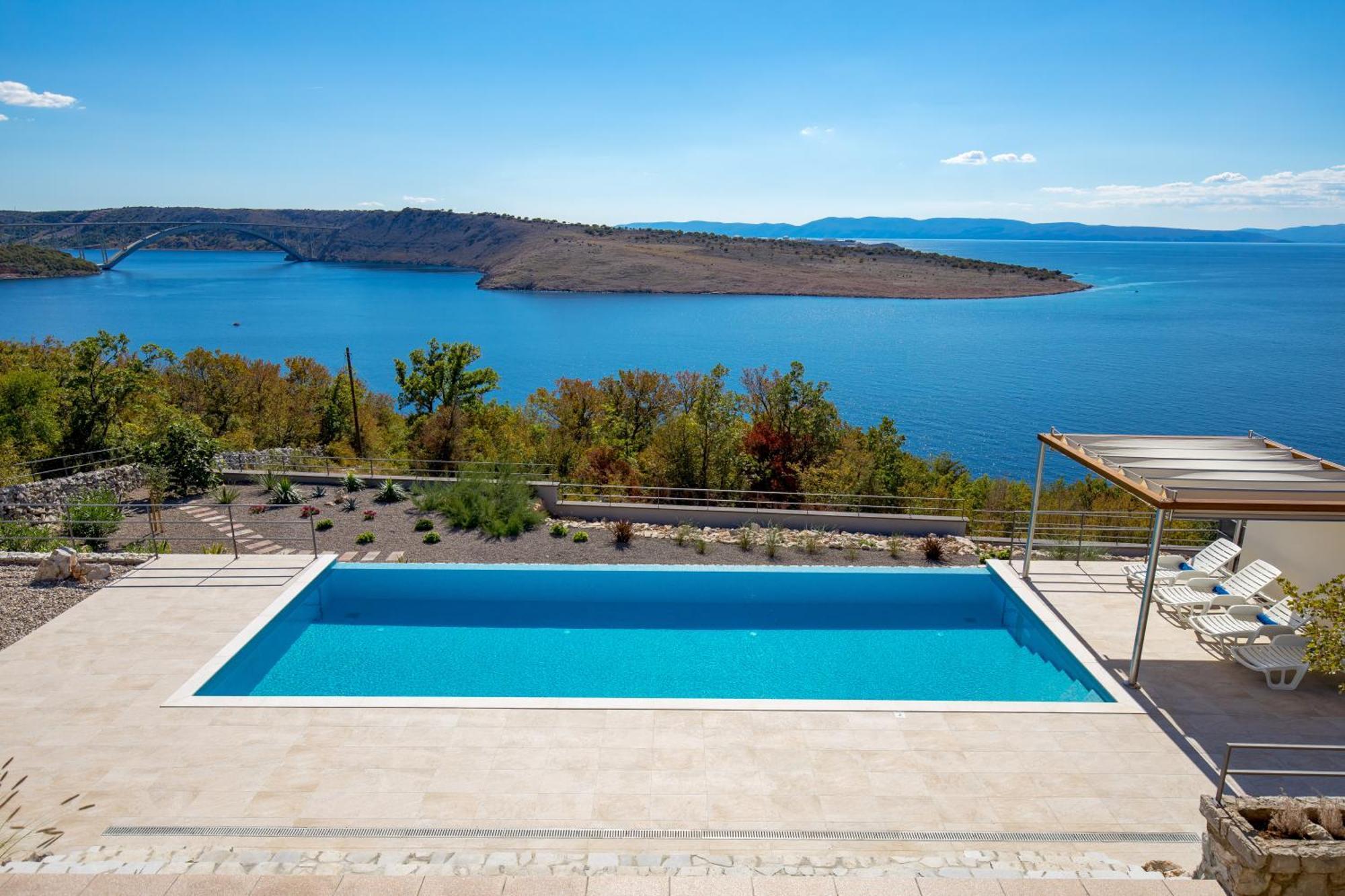 Luxury Villa Ostro With Pool & Krk Bridge View 클랄제비카 외부 사진