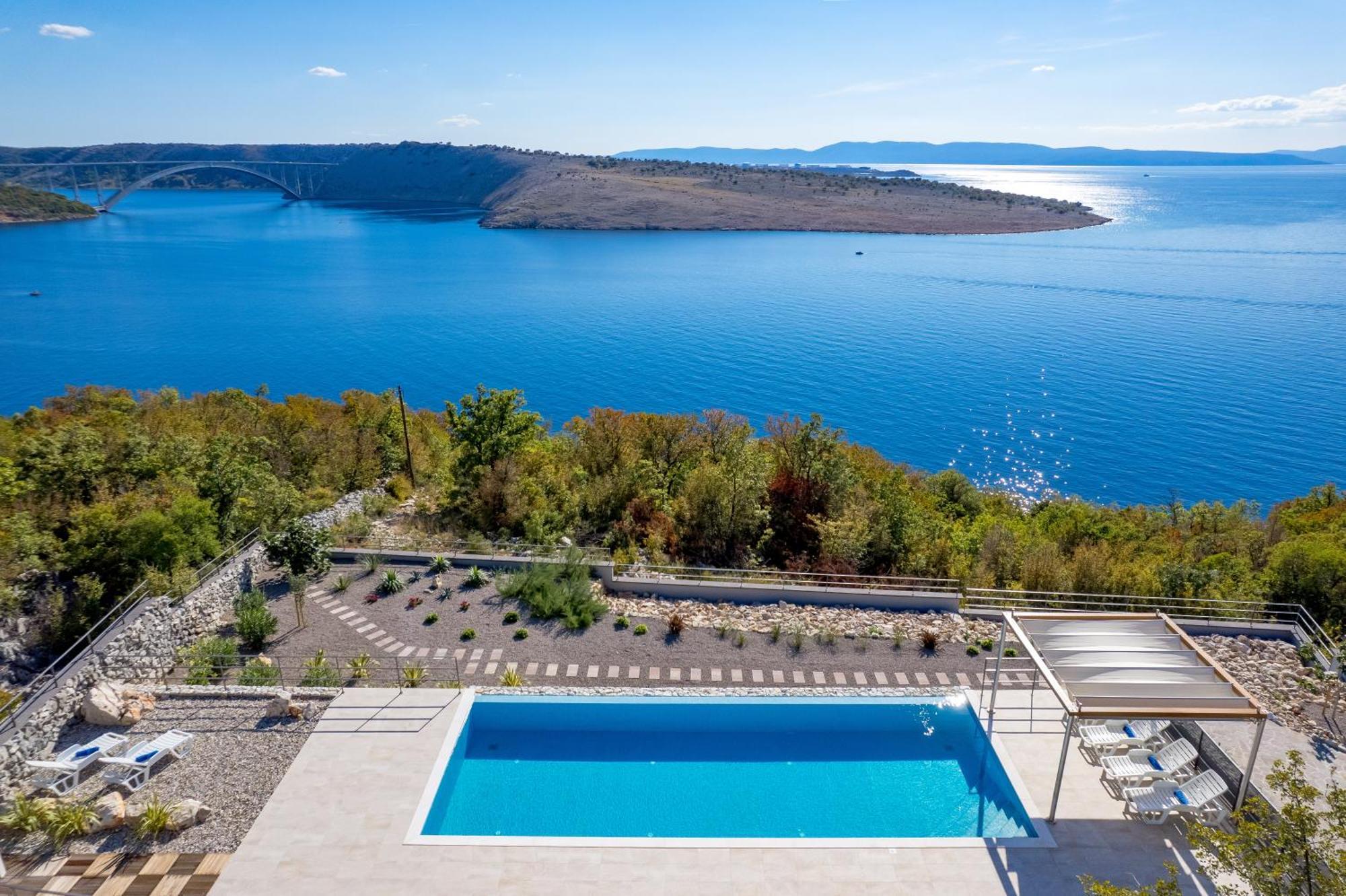 Luxury Villa Ostro With Pool & Krk Bridge View 클랄제비카 외부 사진